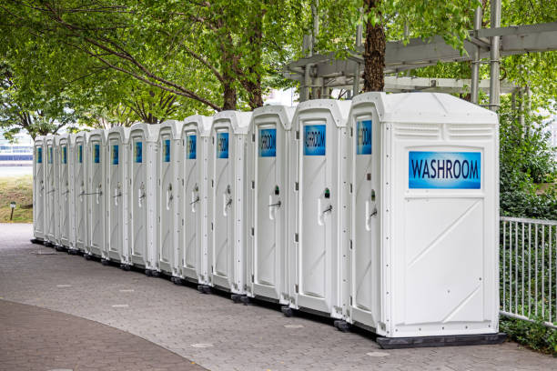 Best Portable restroom trailer rental  in Ridgefield, NJ